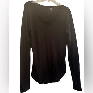 Black long sleeve fitted shirt
